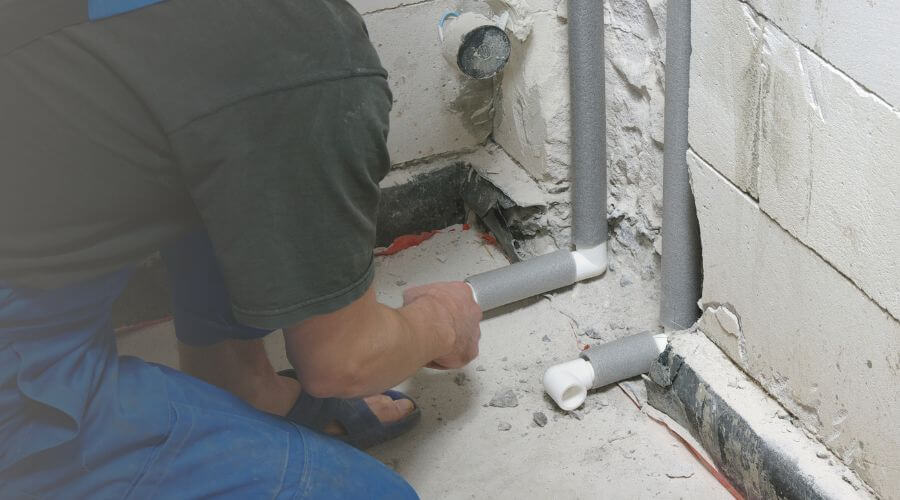 Expert burst pipe repair services in Lawrence, NE